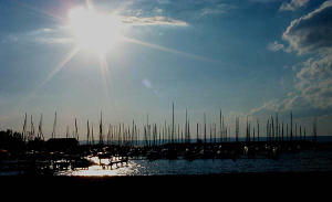 Hafen in der Abenddämmerung