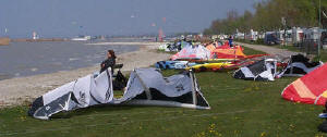 Strand am Campingplatz im Mai 2002